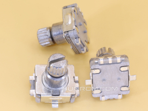 Rotary Encoder EC11 SMD Knurled Shaft 10mm
